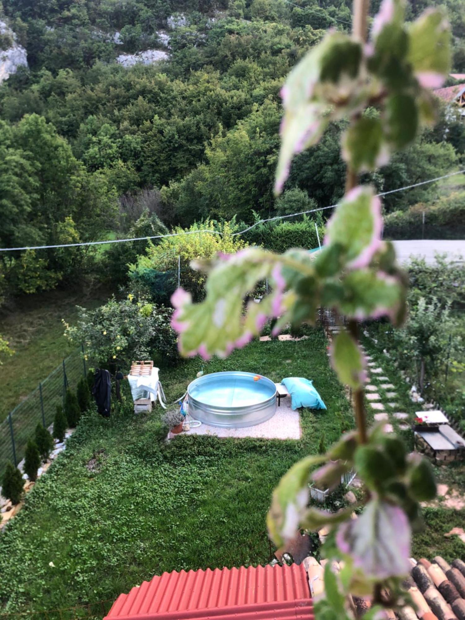 B&B Haus Senter Trambileno Exteriör bild